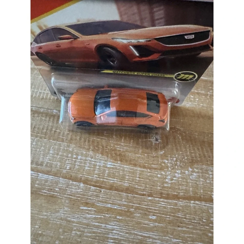 2021 Cadillac CT5-V Super Chase Matchbox 1:64